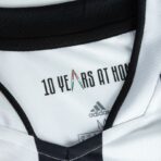 Juventus Home Retro Chiesa 22 Shirt 2021-2022 - Image 5