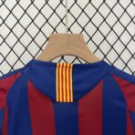Barcelona 05-06 Home Retro Kids Kits Football Jersey - Image 8