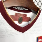 Arsenal Retro 2007-08 Away Jersey - Image 5