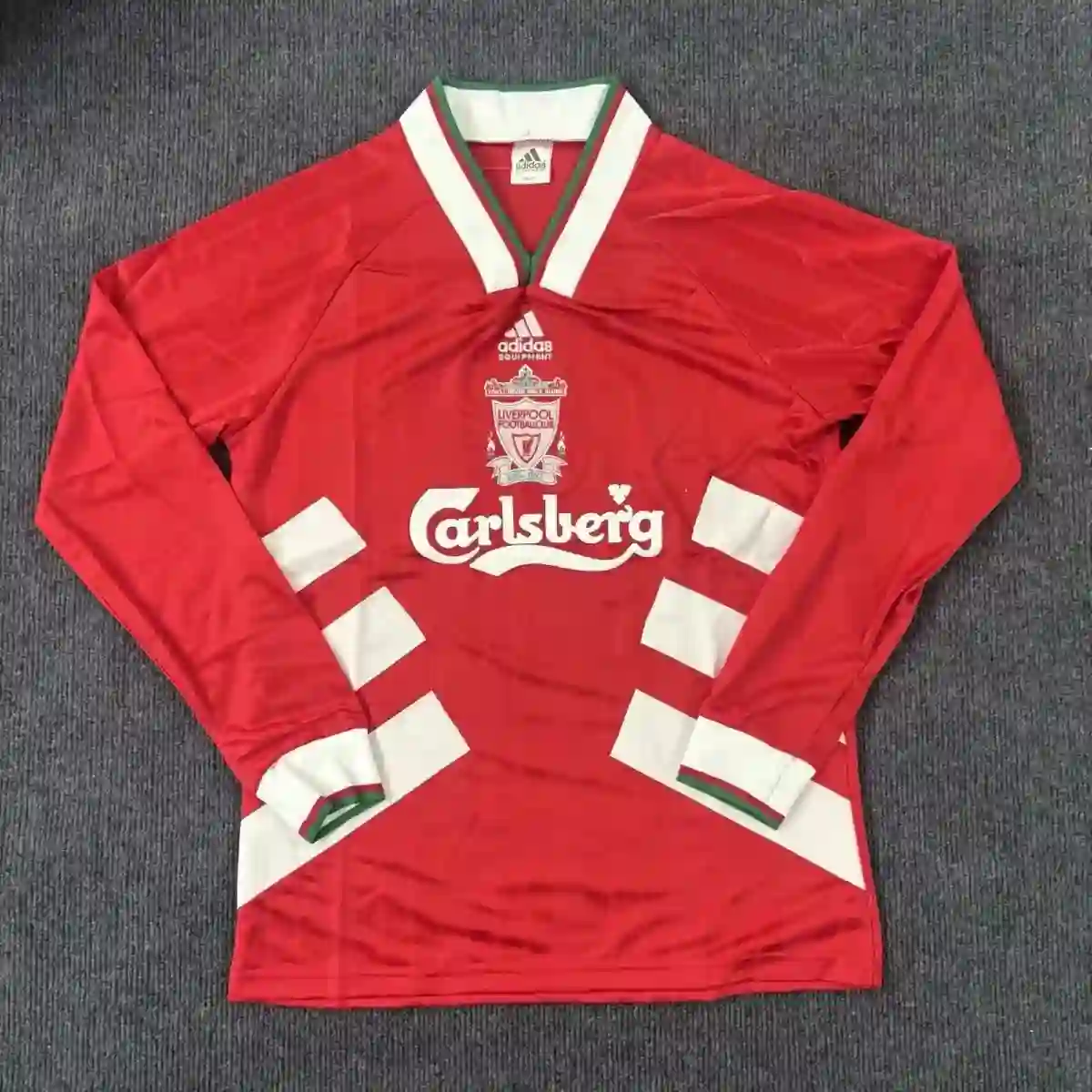 7652d1e0-253f-4ee8-af15-08beb8cd46a1 93-95 Liverpool home classic retro - Image 1